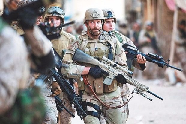 Filme: Sniper Americano Sinopse: Chris Kyle é um atirador de elite