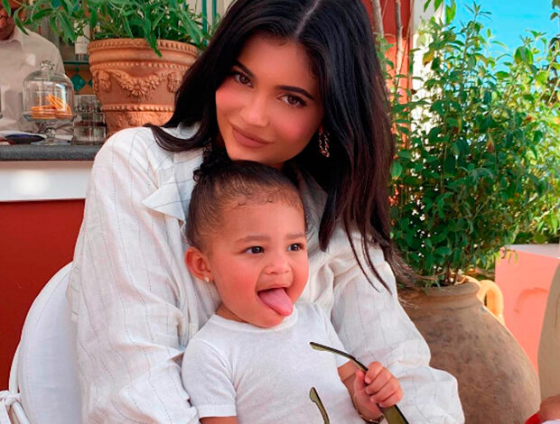 kylie jenner e stormi